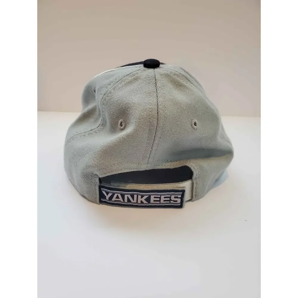 New York Yankees Adjustable Hat – Twins Enterprise Strapback